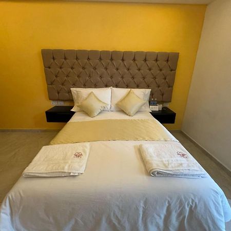 Oyo Hotel Familiar Tollan Cholula Zewnętrze zdjęcie
