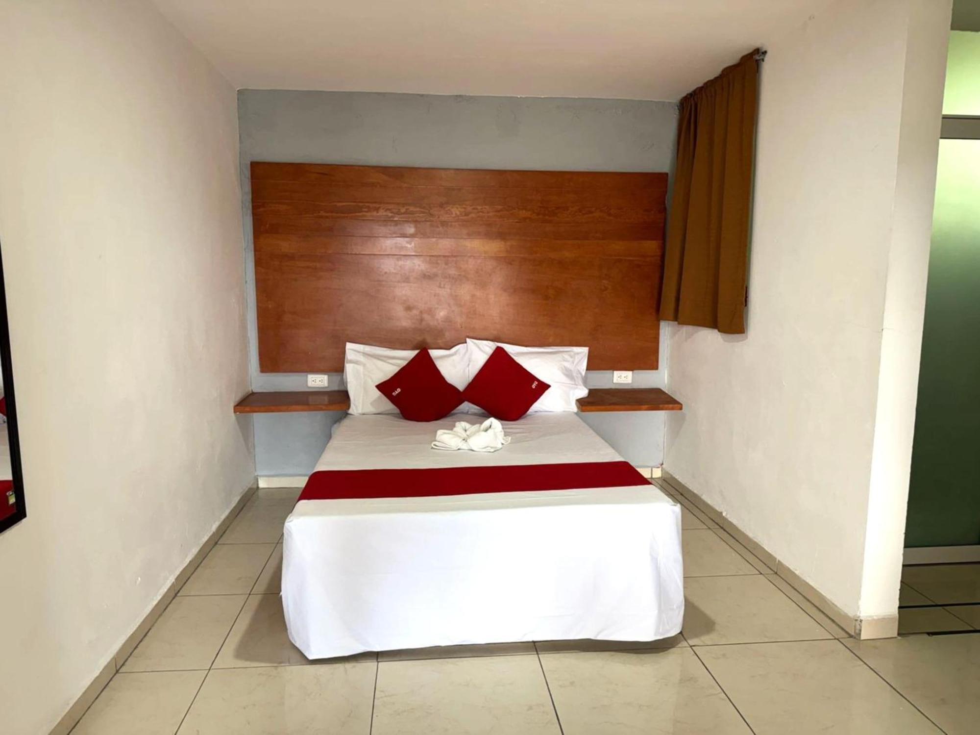 Oyo Hotel Familiar Tollan Cholula Zewnętrze zdjęcie