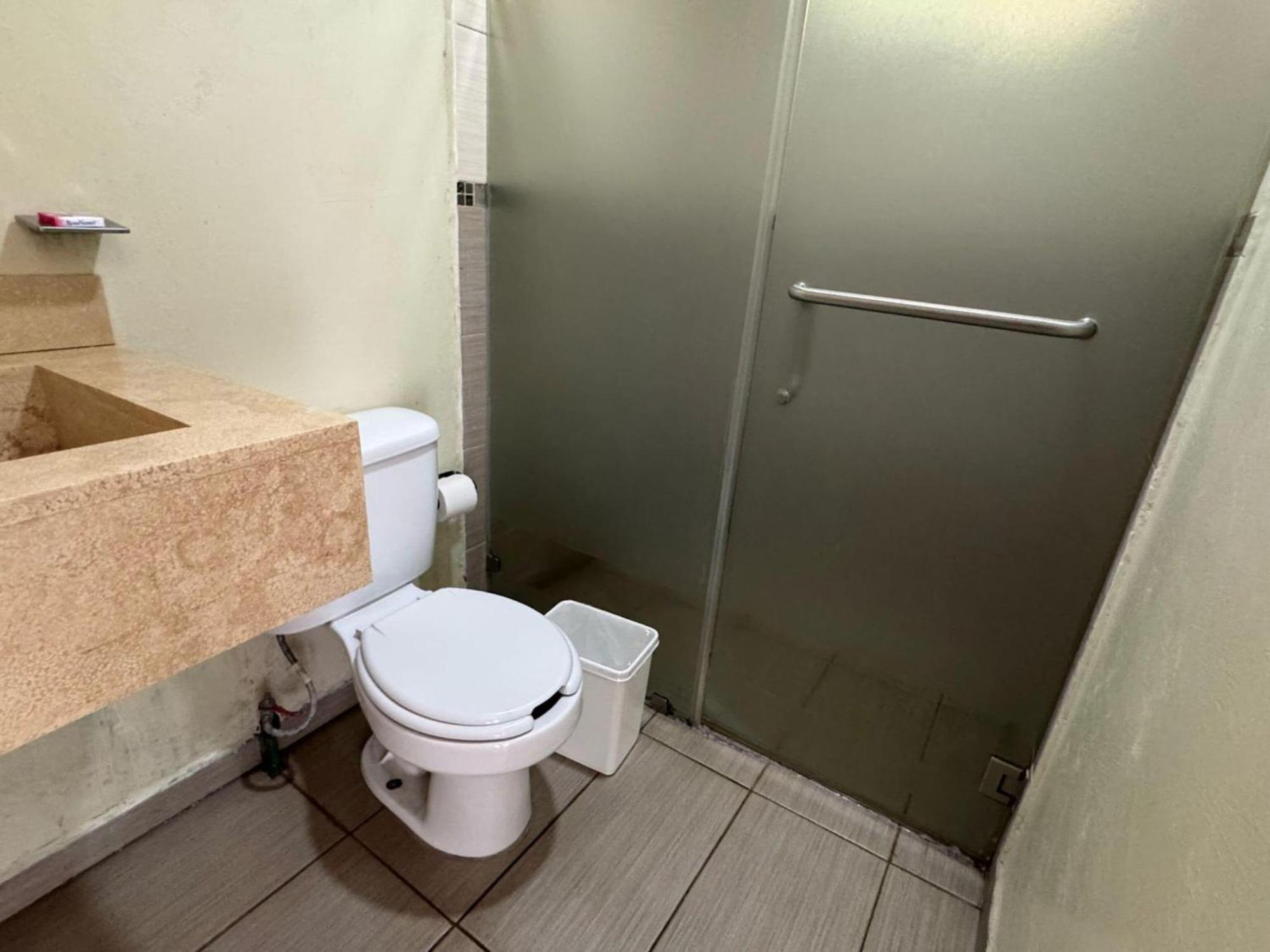 Oyo Hotel Familiar Tollan Cholula Zewnętrze zdjęcie