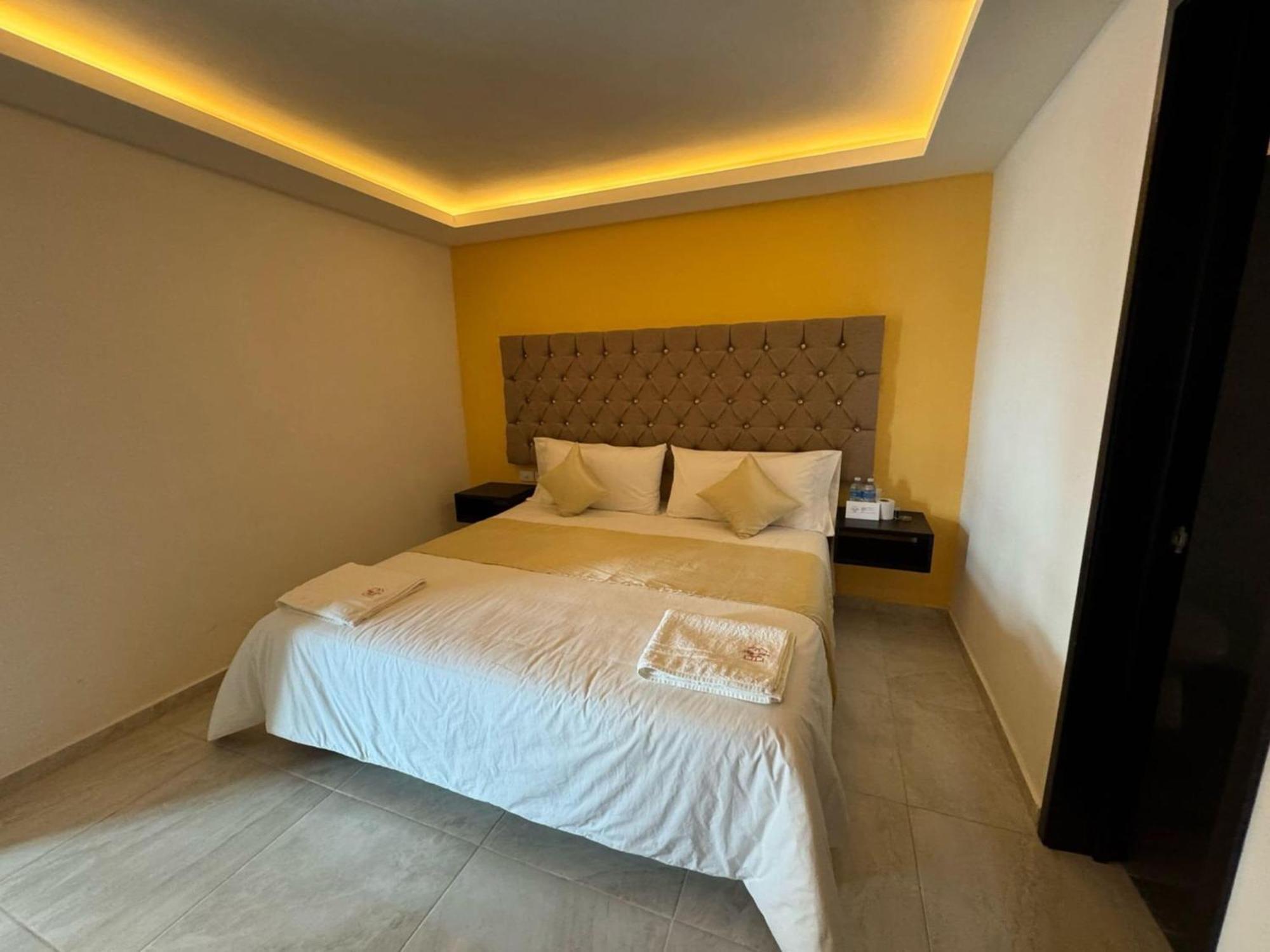 Oyo Hotel Familiar Tollan Cholula Zewnętrze zdjęcie