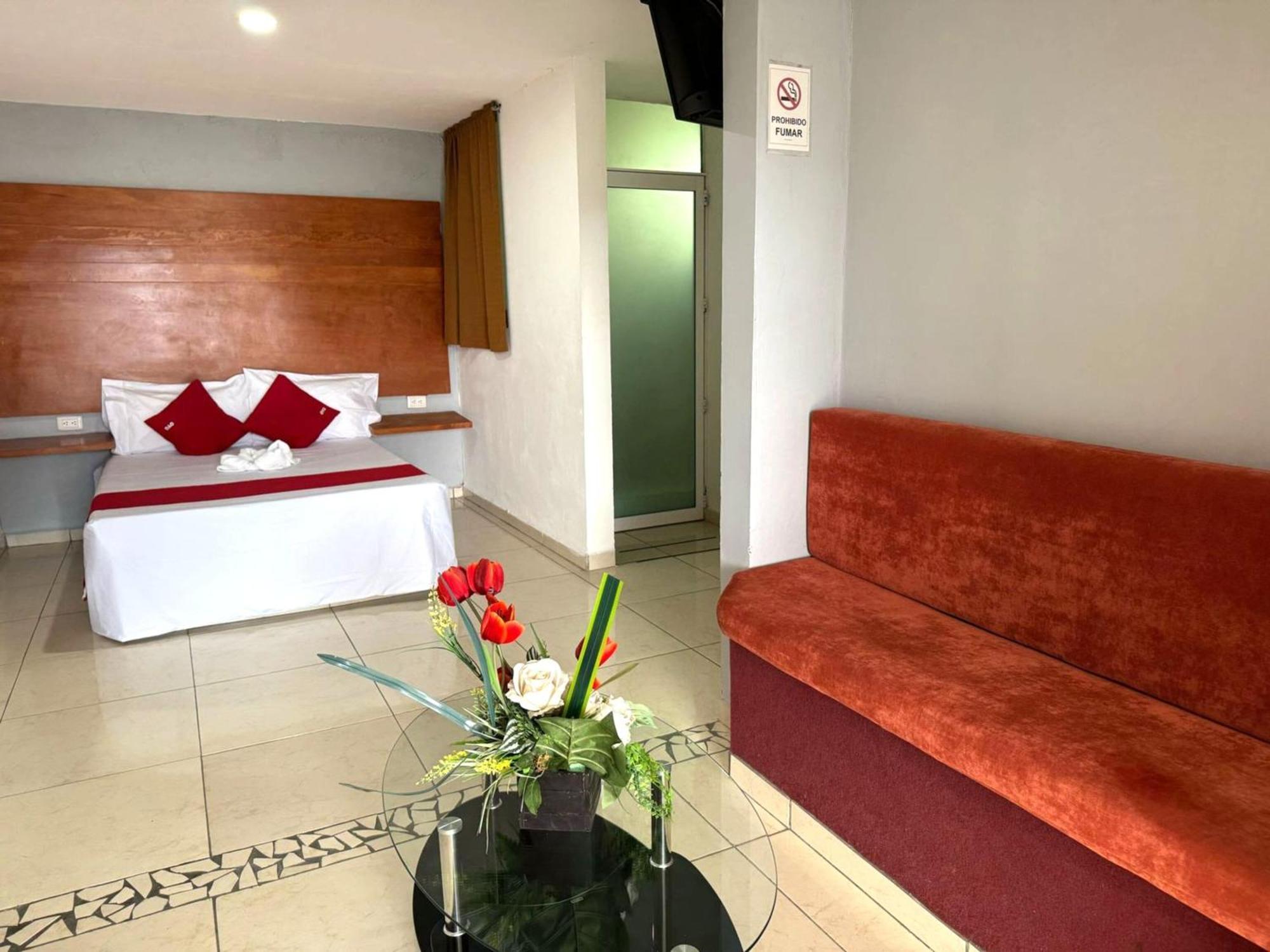 Oyo Hotel Familiar Tollan Cholula Zewnętrze zdjęcie